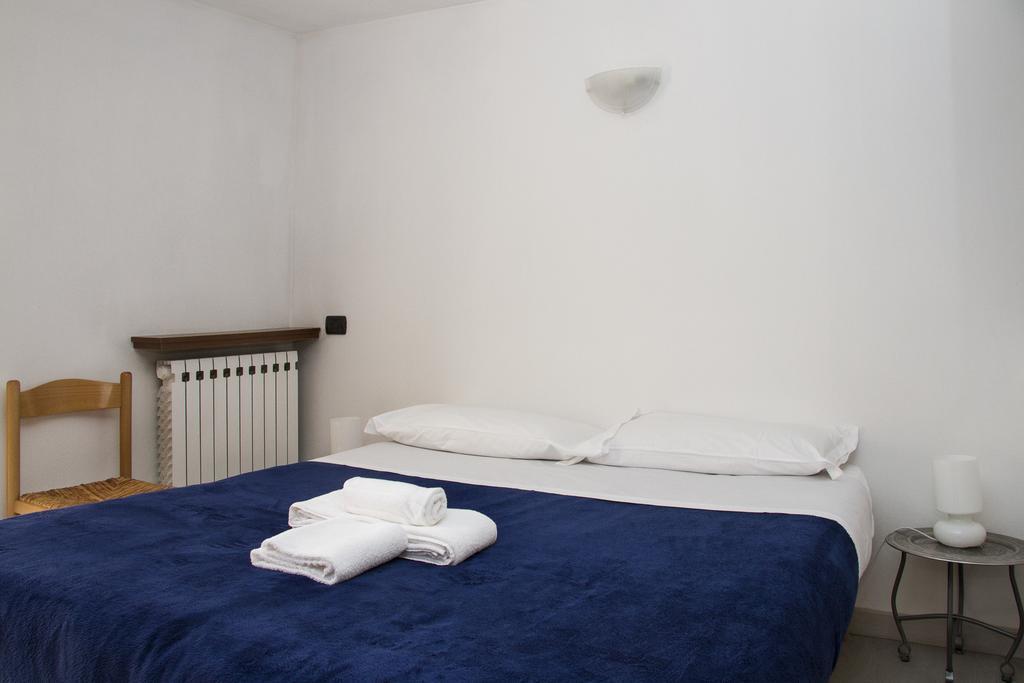 Apartment Via Sant'Alessandro 贝尔加莫 客房 照片