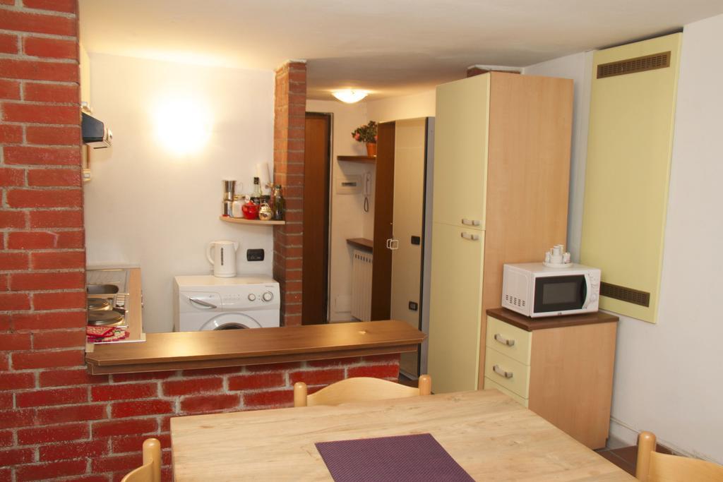 Apartment Via Sant'Alessandro 贝尔加莫 客房 照片