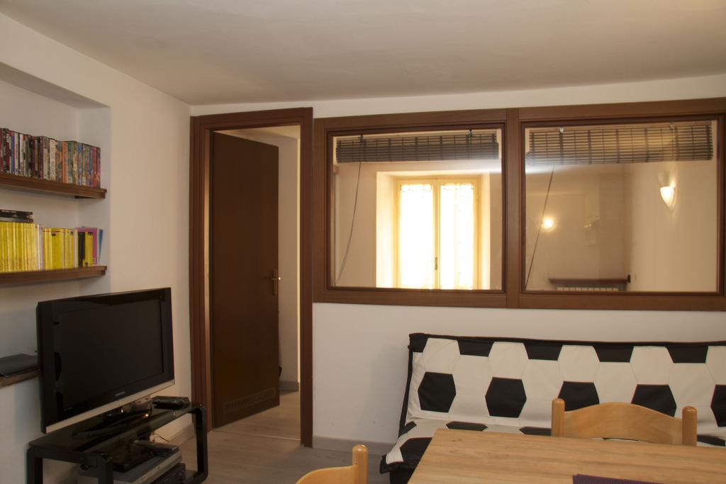Apartment Via Sant'Alessandro 贝尔加莫 客房 照片